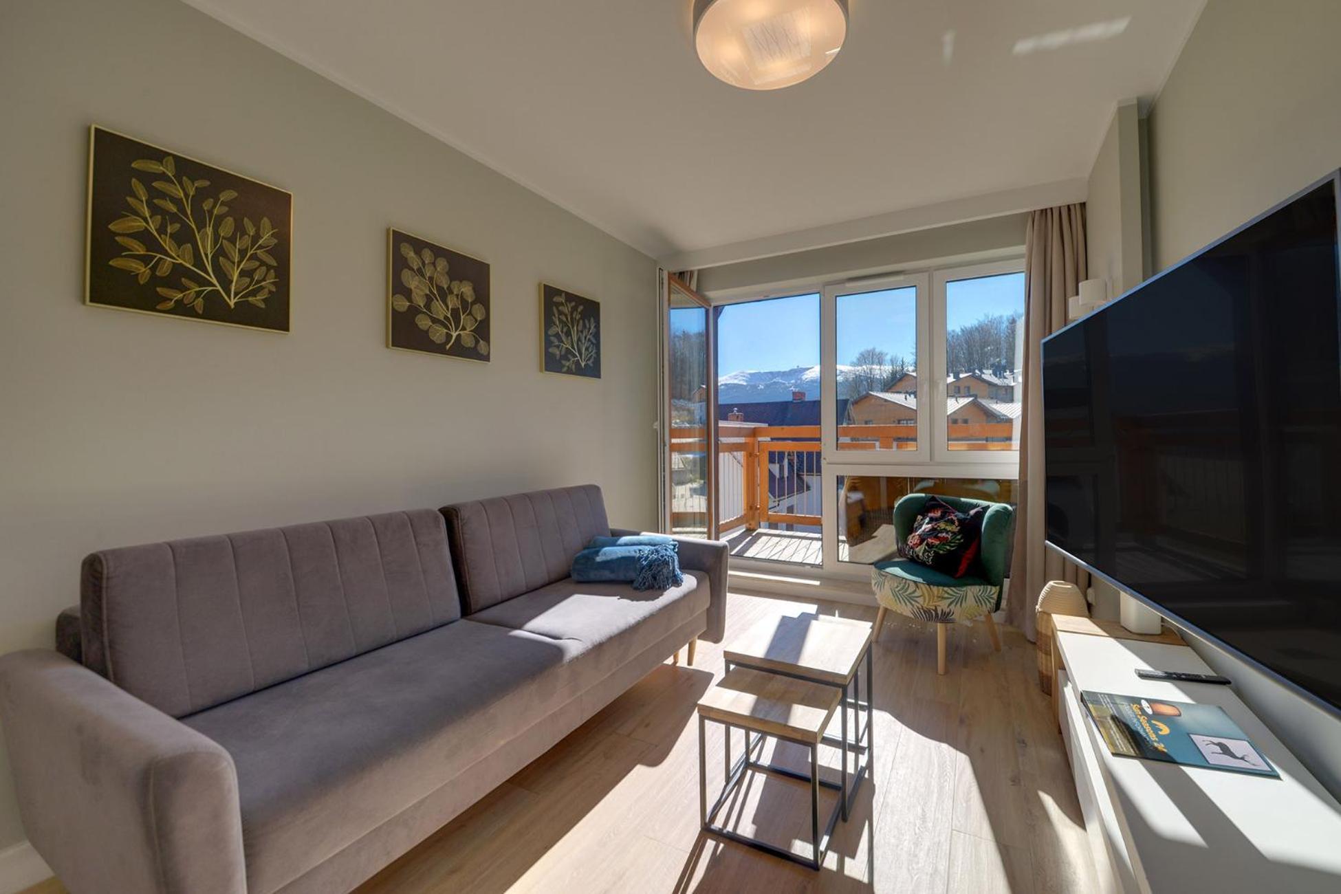 Apartment Przytulne Sun Seasons 24 Z Pieknym Widokiem W Szklarskiej Porebie By Renters Schreiberhau